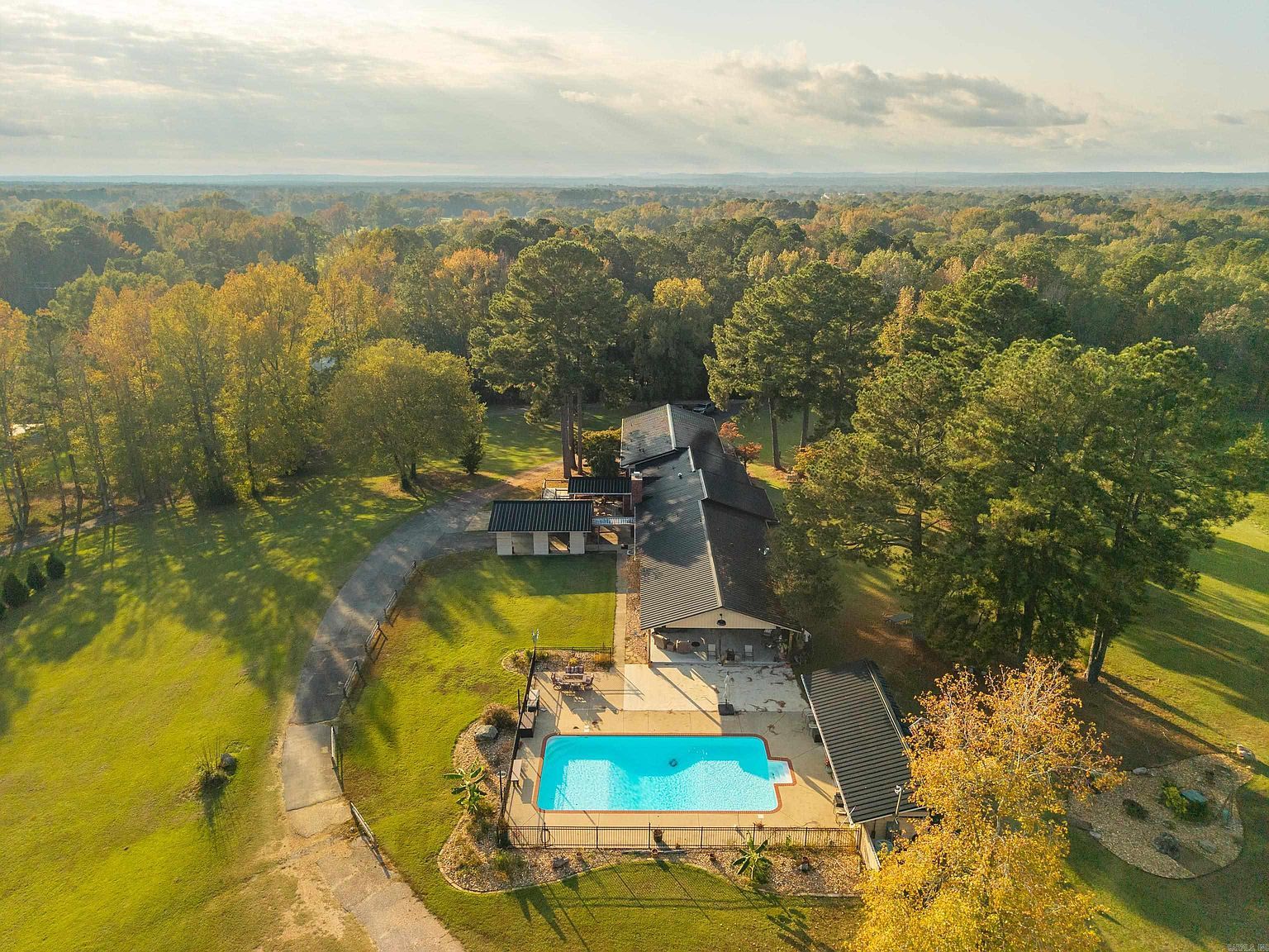 372 Coral Rd Malvern, AR 72104 - Thumbnail 3