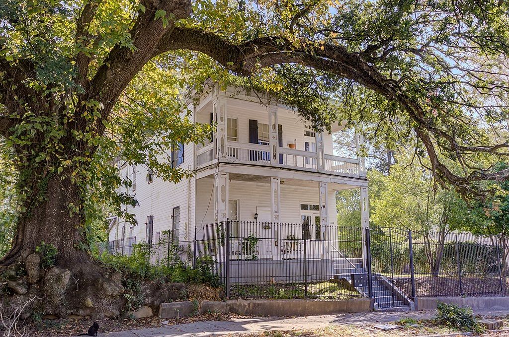 1115 First North St Vicksburg, MS 39183 - Thumbnail 3