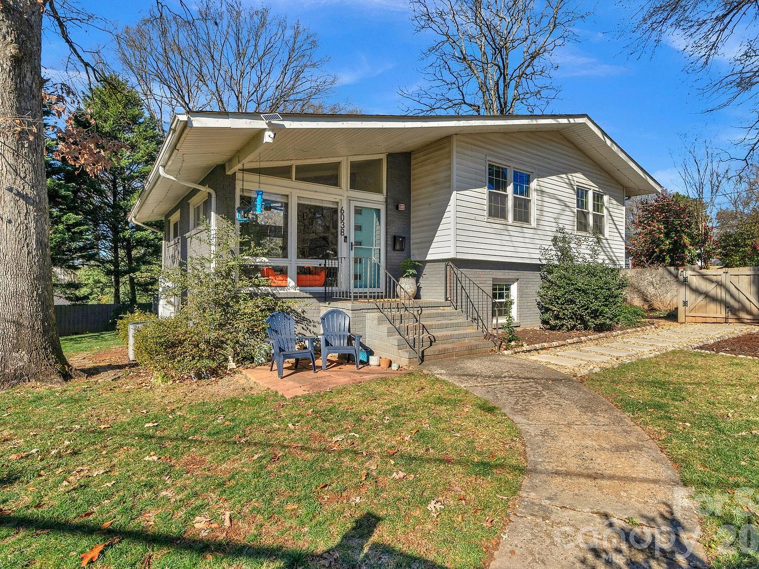 6038 Netherwood Dr Charlotte, NC 28210 - Thumbnail 3