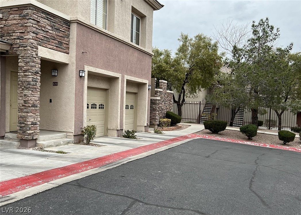 800 Peachy Canyon Cir Unit 103 Las Vegas, NV 89144 - Thumbnail 3