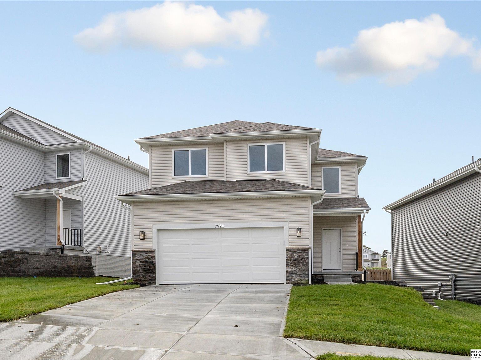 7921 N 94th St Omaha, NE 68122 - Thumbnail 3
