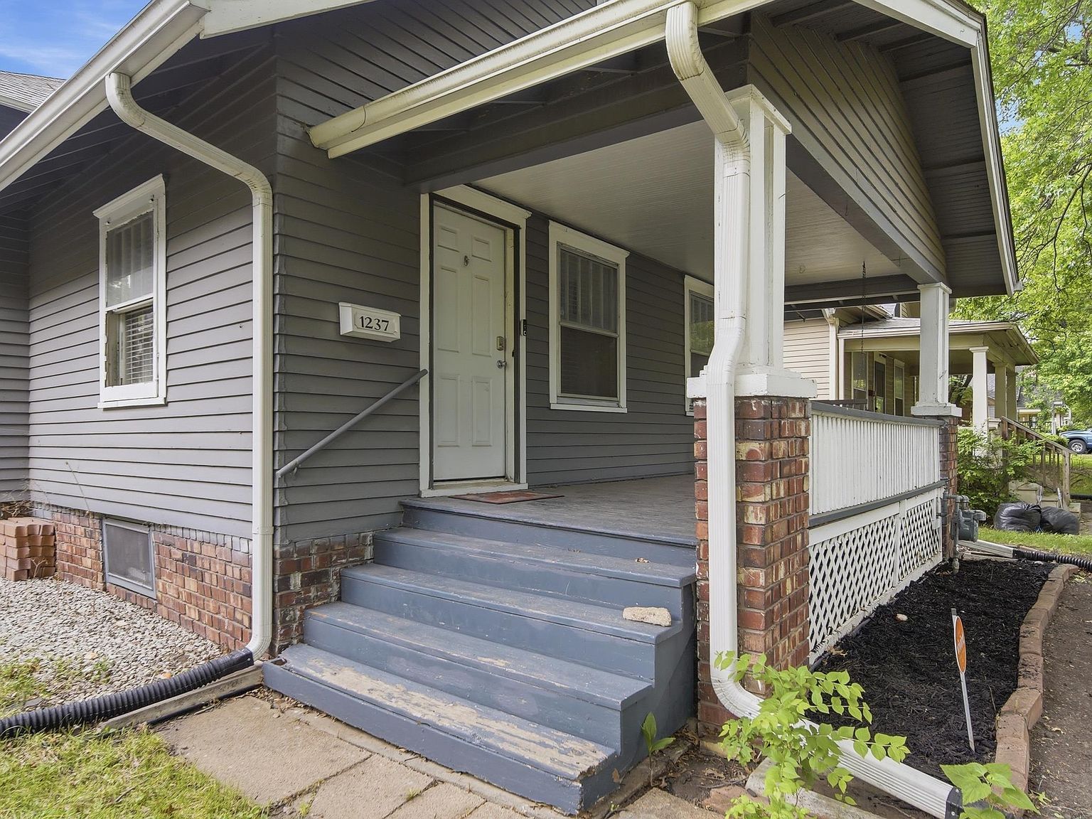 1237 SW Macvicar Ave Topeka, KS 66604 - Thumbnail 3