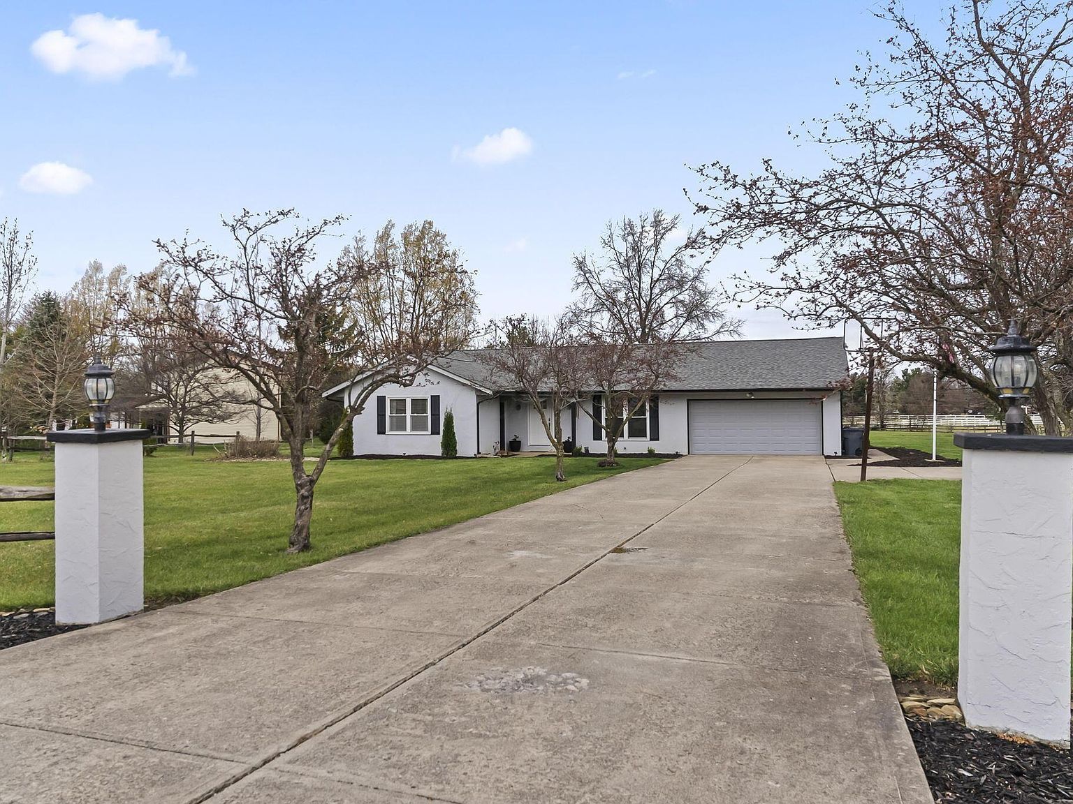 6005 Diley Rd Canal Winchester, OH 43110 - Thumbnail 3