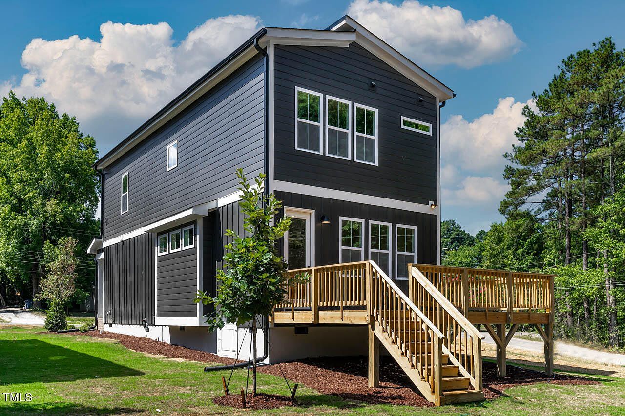 140 E End Ave Durham, NC 27703 - Thumbnail 3