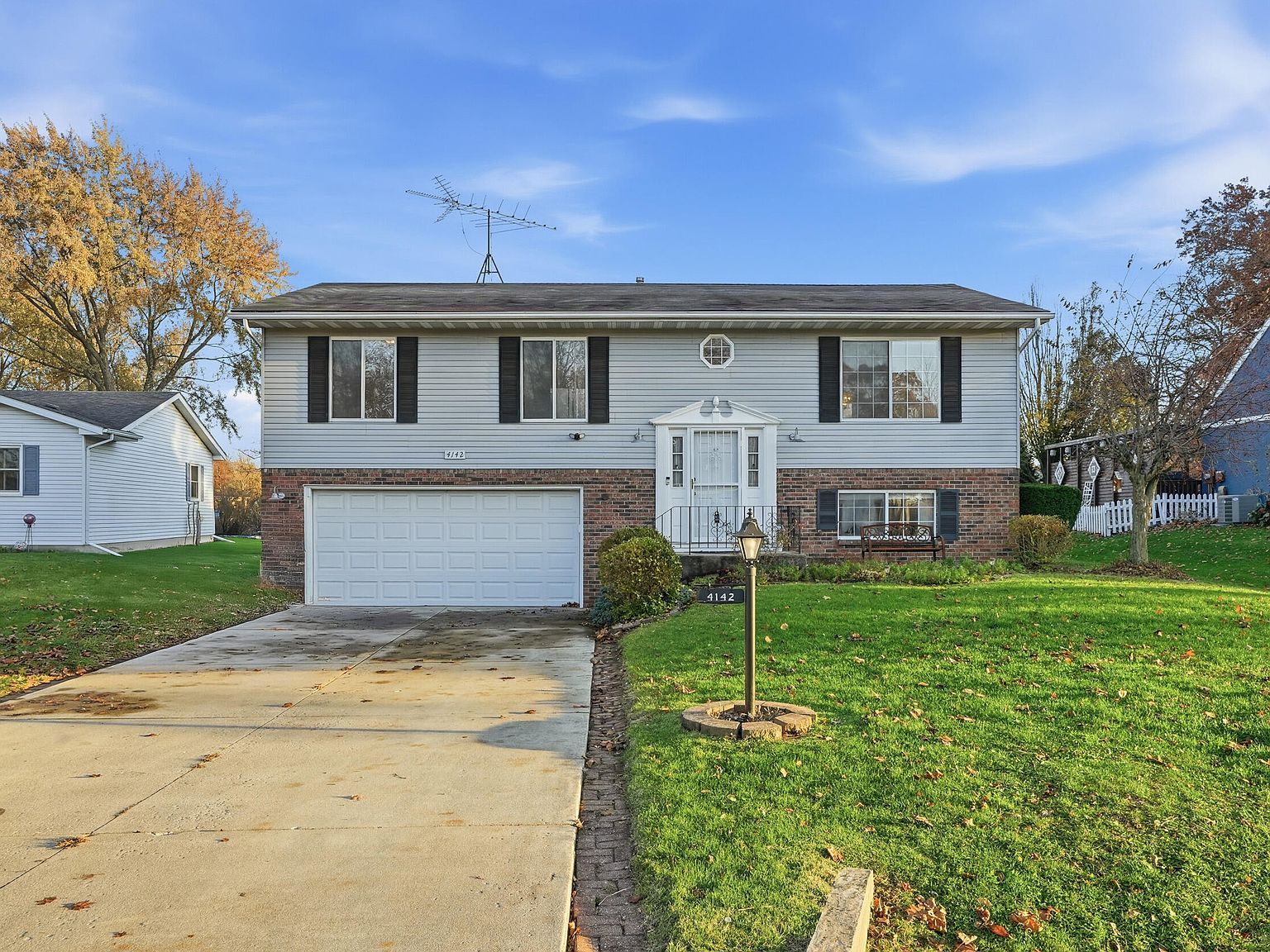 4142 Augusta Dr Crown Point, IN 46307 - Thumbnail 3