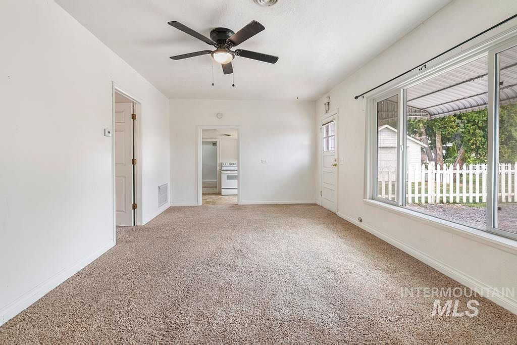 908 Yakima Ave Filer, ID 83328 - Thumbnail 3