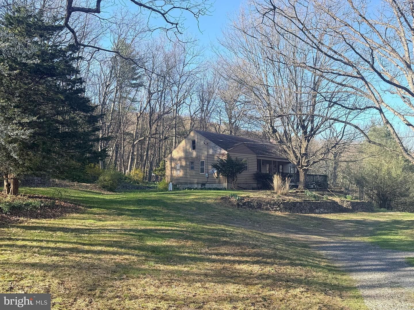 6054 Cornelius Ln Fort Loudon, PA 17224 - Thumbnail 3