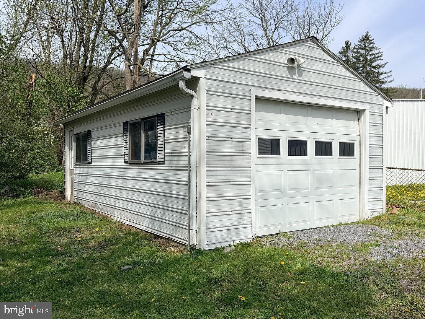 1040 N Spring St Everett, PA 15537 - Thumbnail 3