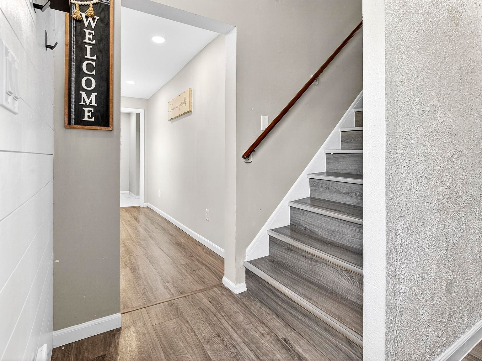 327 W 7th Ave Oshkosh, WI 54902 - Thumbnail 3