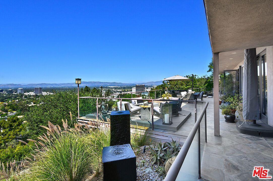 4039 Cody Rd Sherman Oaks, CA 91403 - Thumbnail 3