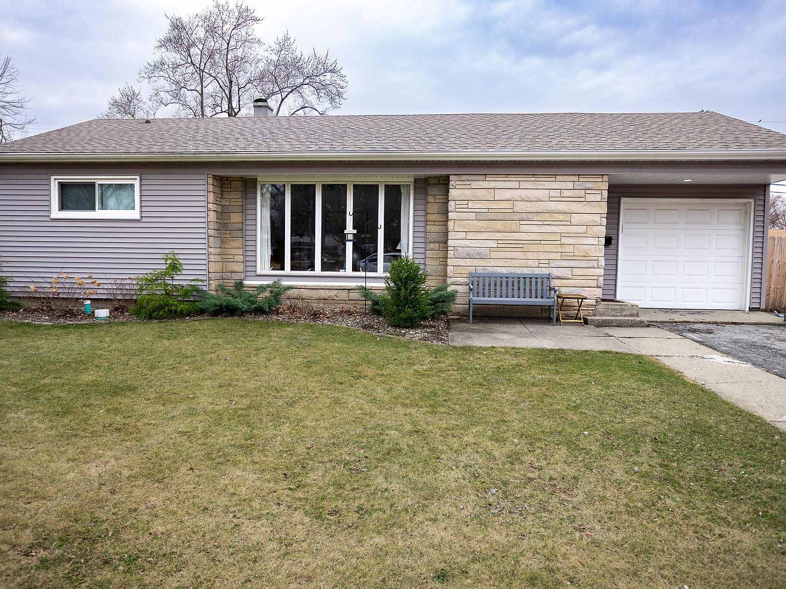 903 S Main St Crown Point, IN 46307 - Thumbnail 3