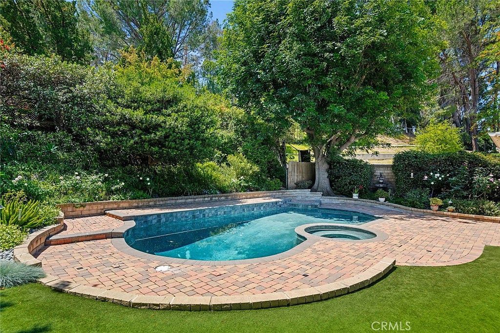17330 Cagney St Granada Hills, CA 91344 - Thumbnail 3