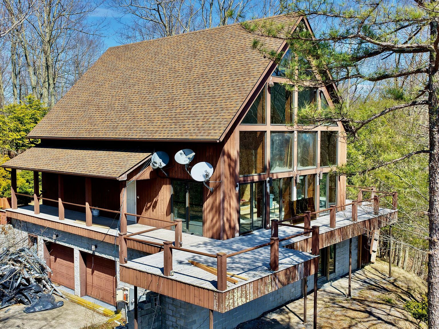 1500 One Pass Dr White Sulphur Springs, WV 24986 - Thumbnail 3