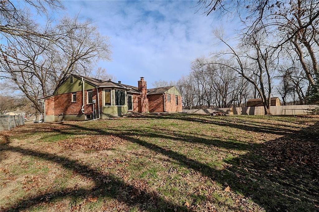 2912 NW Bedford Ct Blue Springs, MO 64015 - Thumbnail 3