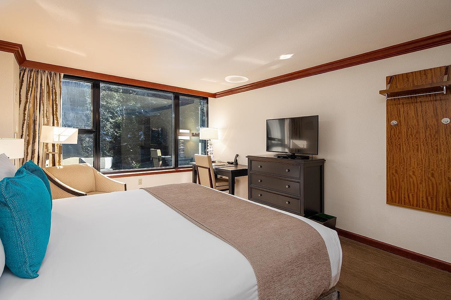 400 Resort Rd #635 Olympic Valley, CA 96146 - Thumbnail 3