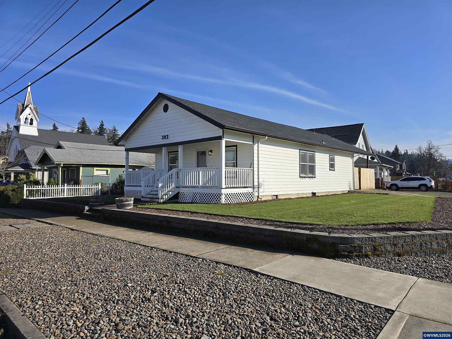 302 Jersey St Silverton, OR 97381 - Thumbnail 3
