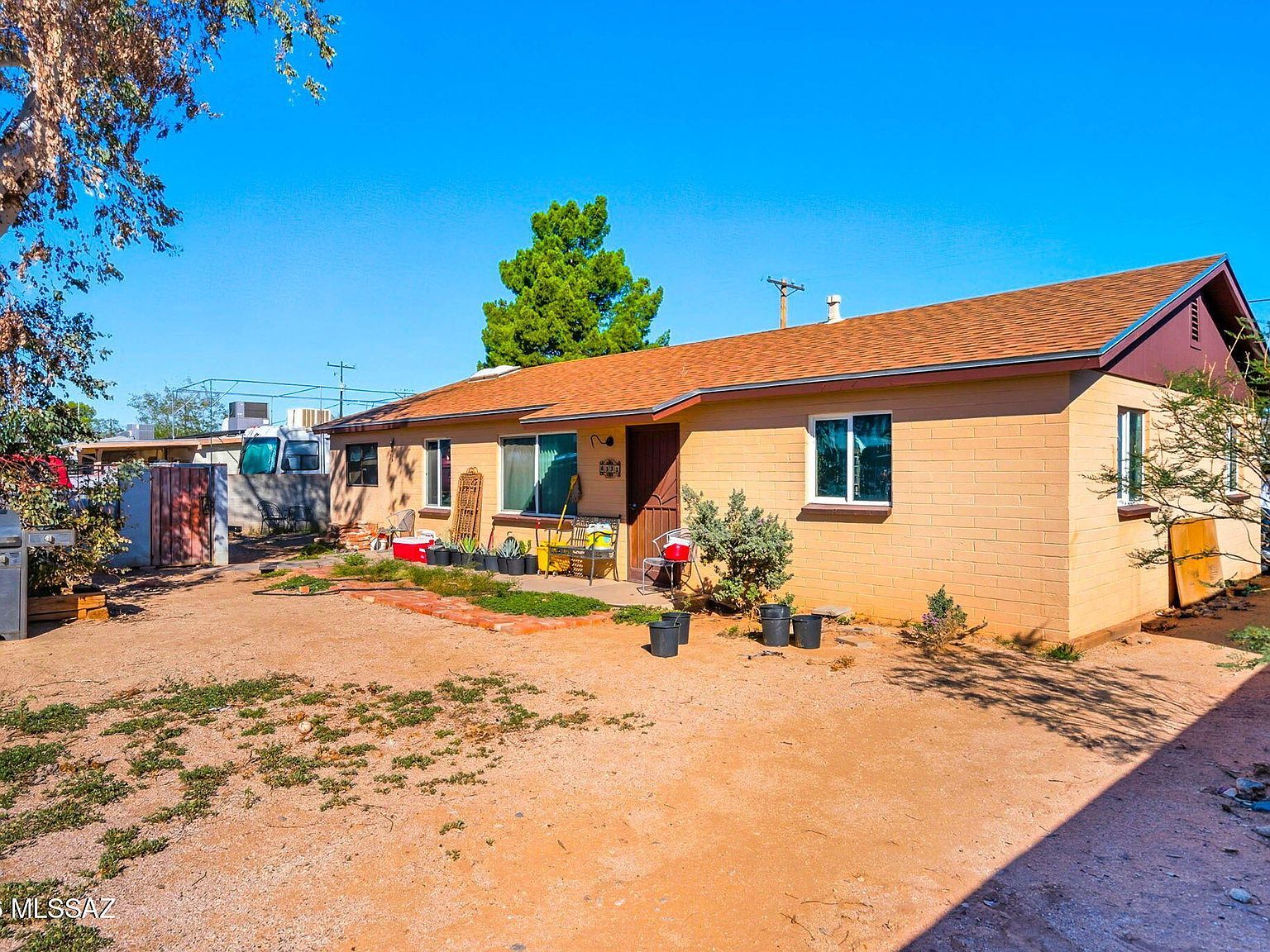 6131 E 28th St Tucson, AZ 85711 - Thumbnail 3