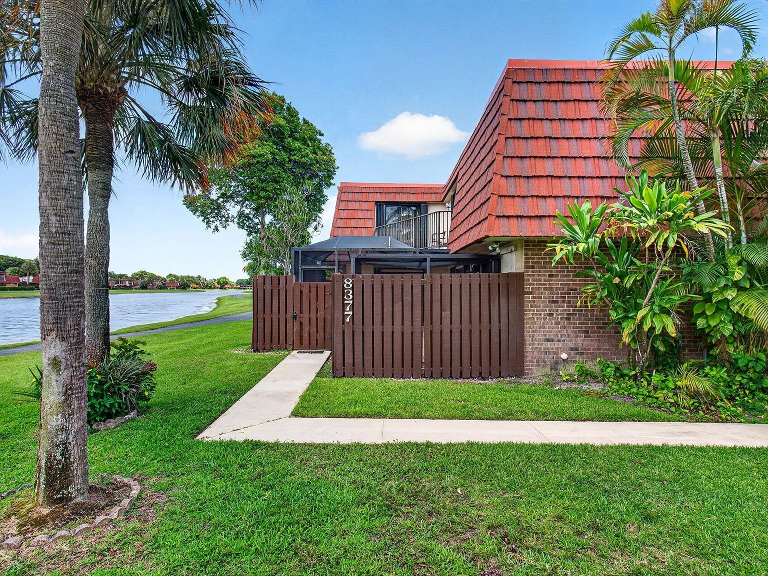 8377 Boca Rio Dr Boca Raton, FL 33433 - Thumbnail 3