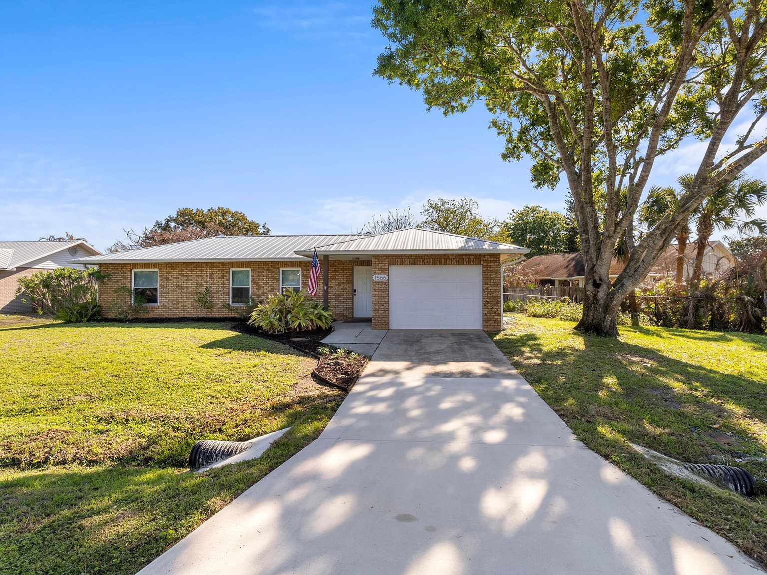 1566 Picasso St Sebastian, FL 32958 - Thumbnail 3