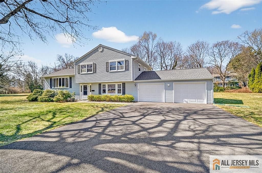 7 Griggs Rd Cranbury, NJ 08512 - Thumbnail 3