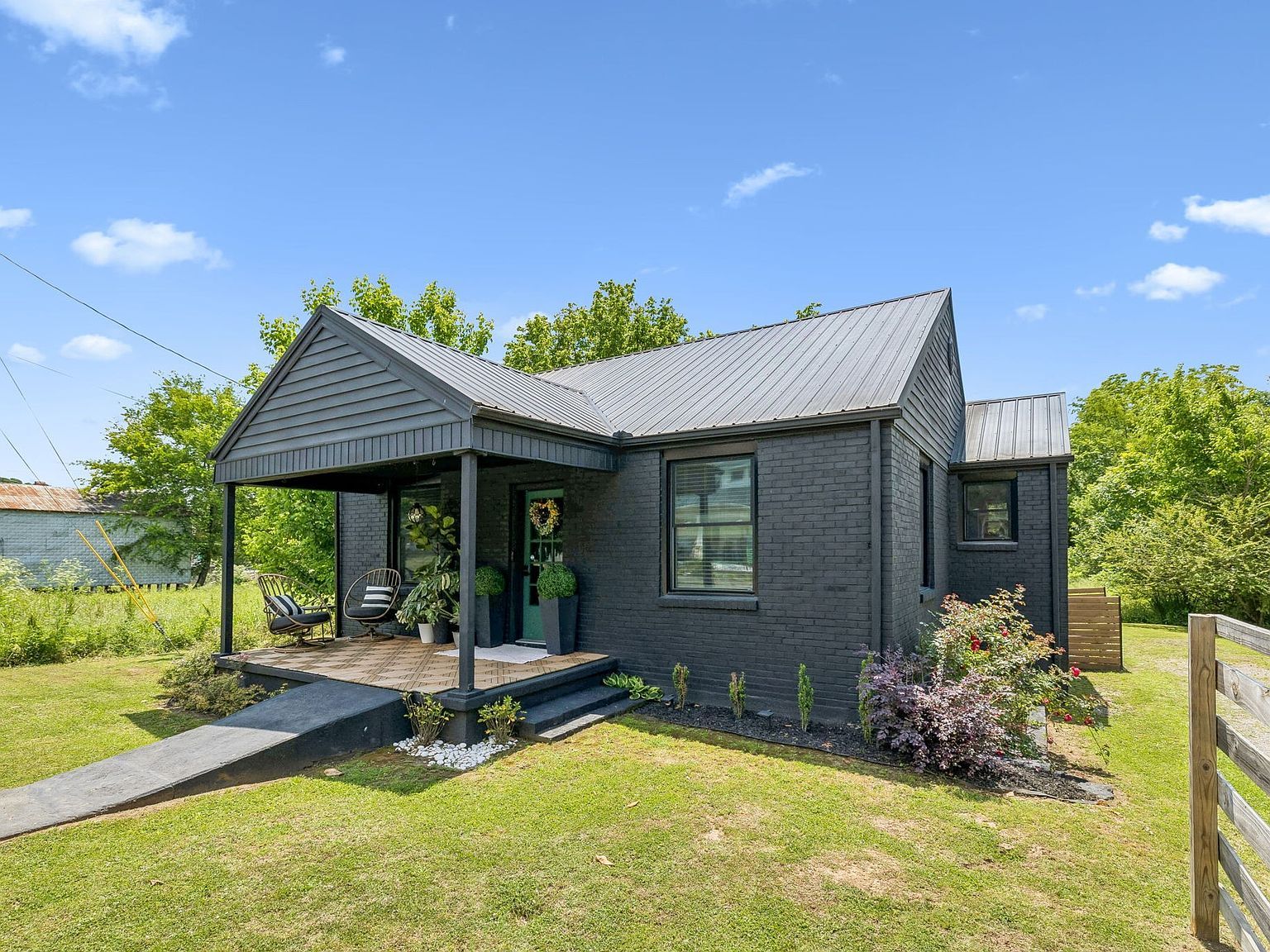 53 R E Davenport Ave Auburntown, TN 37016 - Thumbnail 3