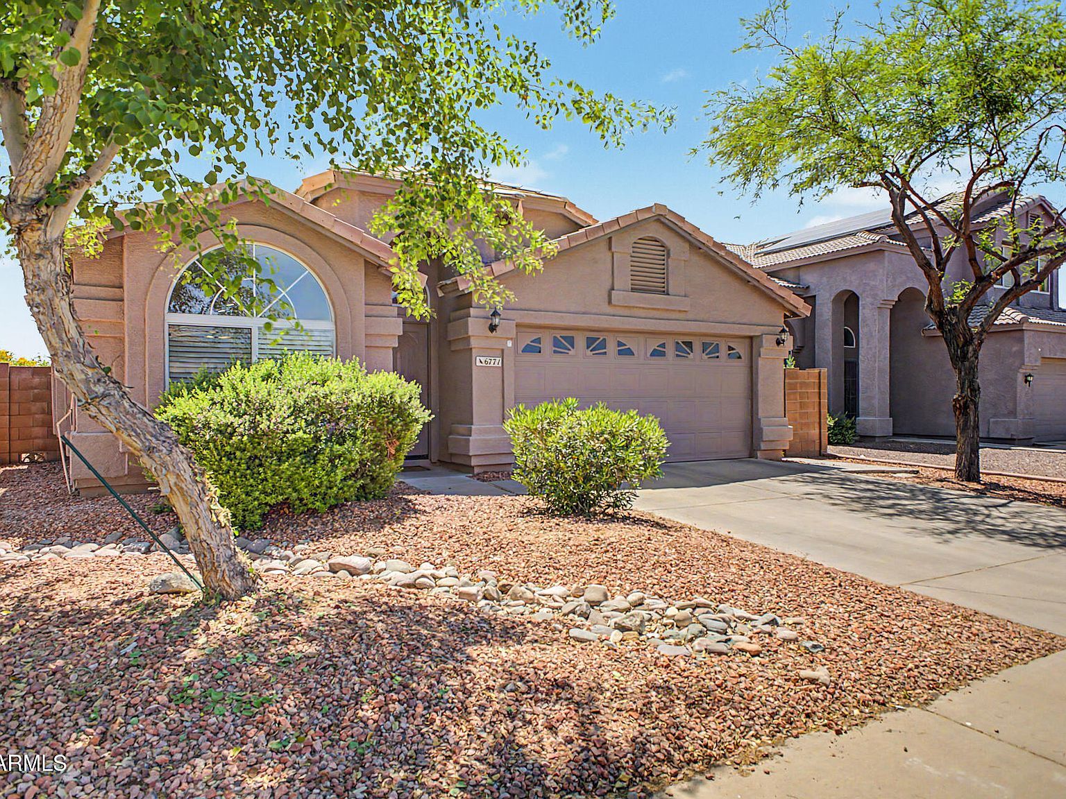 6771 W Caribbean Ln Peoria, AZ 85381 - Thumbnail 3