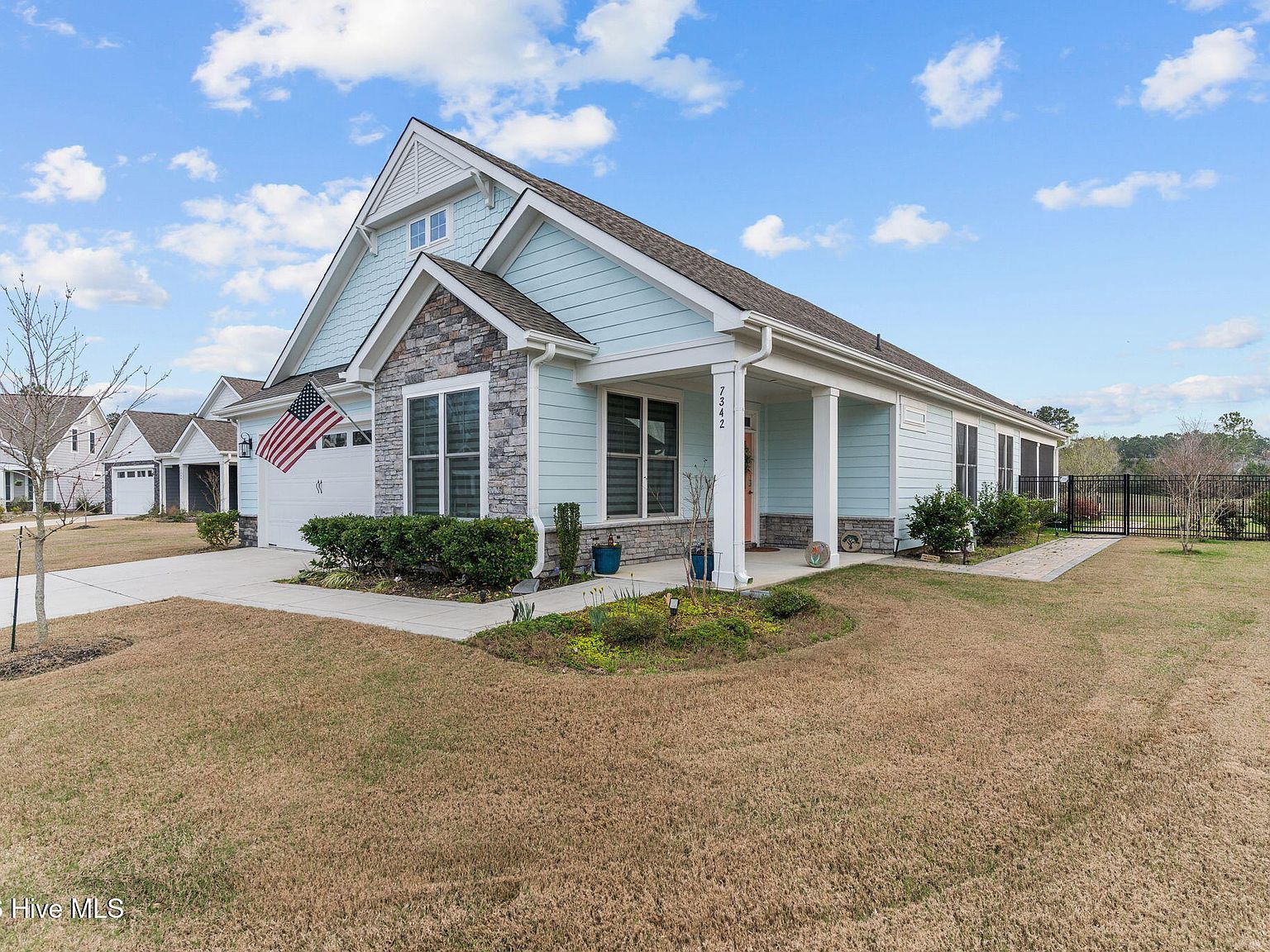 7342 Oakland Country Ct Winnabow, NC 28479 - Thumbnail 3