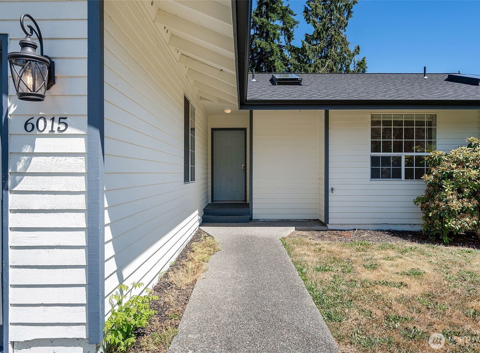 6015 Dexter Ave #Ab Everett, WA 98203 - Thumbnail 3
