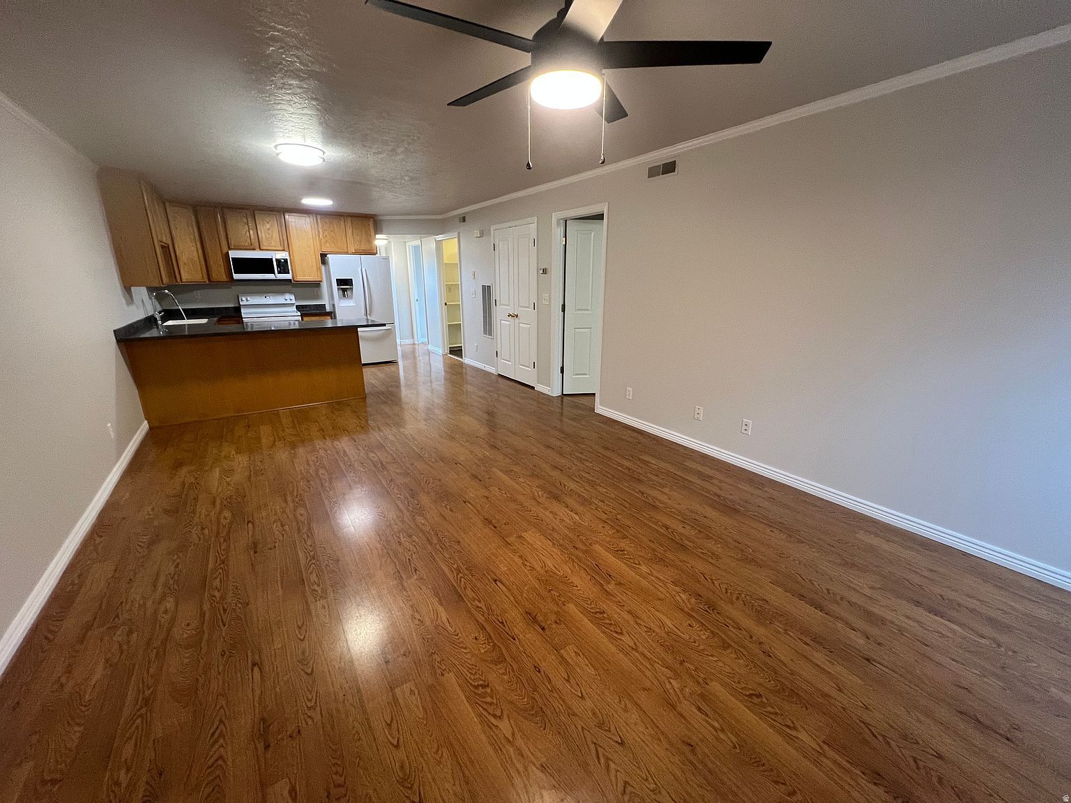 273 E 760 N Orem, UT 84057 - Thumbnail 3