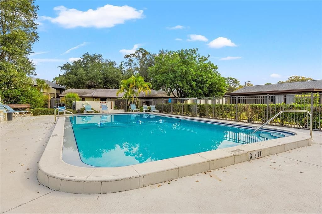 4215 E Bay Dr APT 1702F Clearwater, FL 33764 - Thumbnail 3