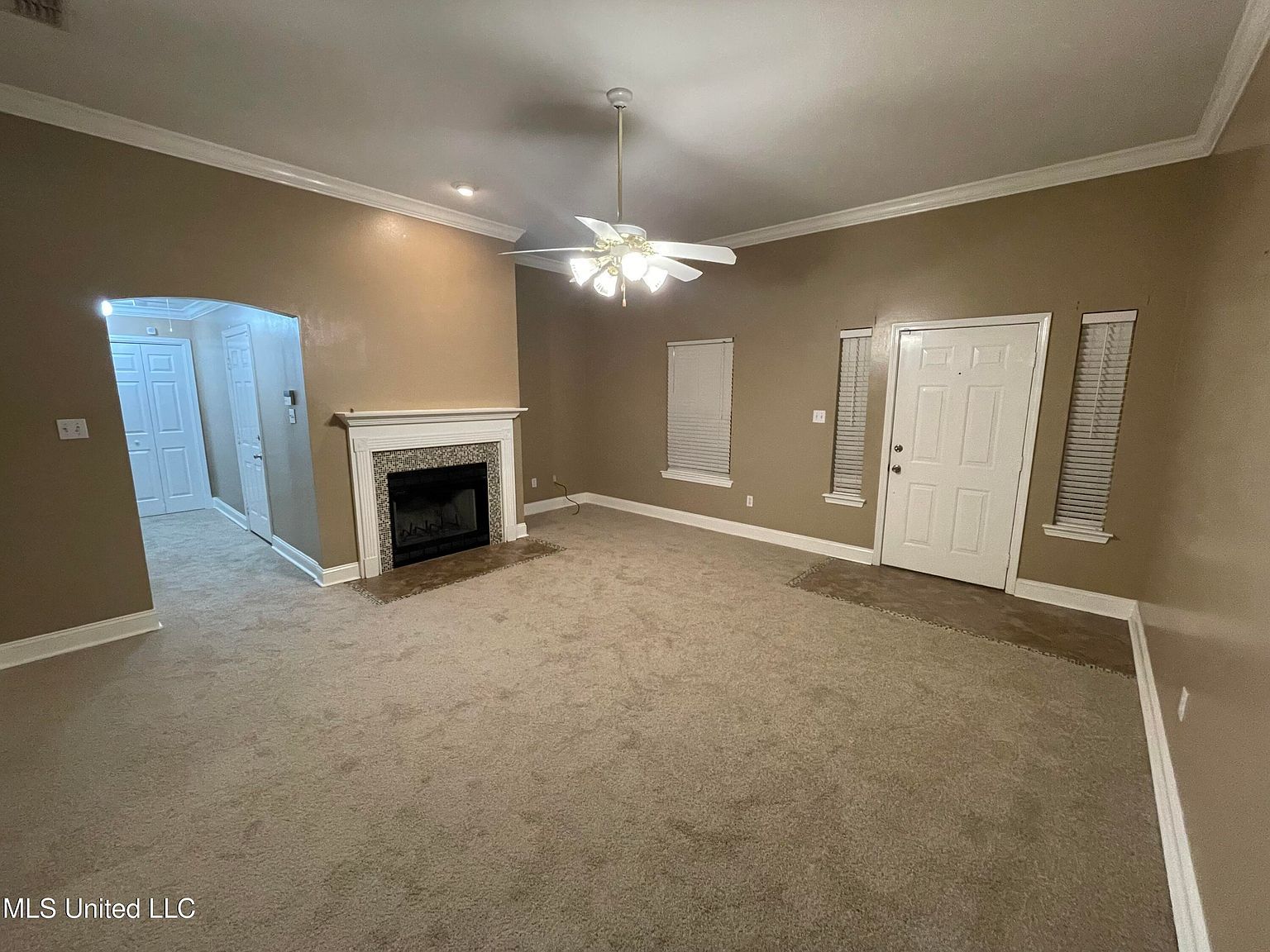 11333 Fairfield Ln Gulfport, MS 39503 - Thumbnail 3