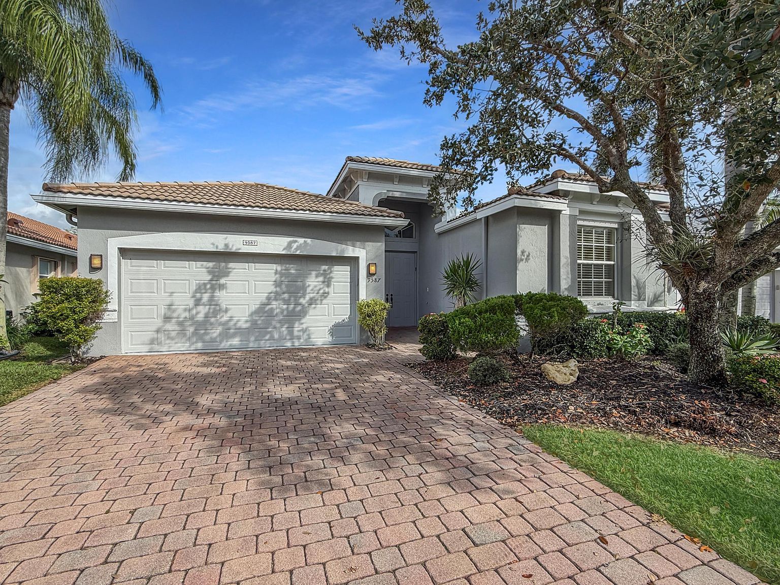 9587 Positano Way Lake Worth, FL 33467 - Thumbnail 3