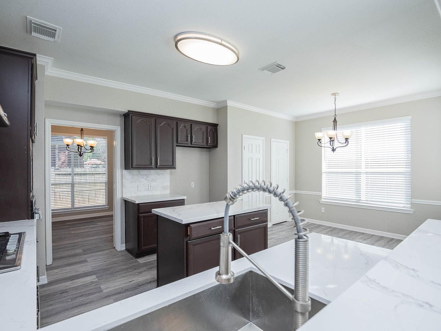 18135 Somerset Knls Houston, TX 77094 - Thumbnail 3