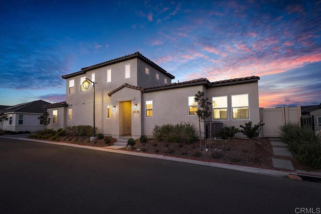 1709 Avenida Tealing Chula Vista, CA 91913 - Thumbnail 3