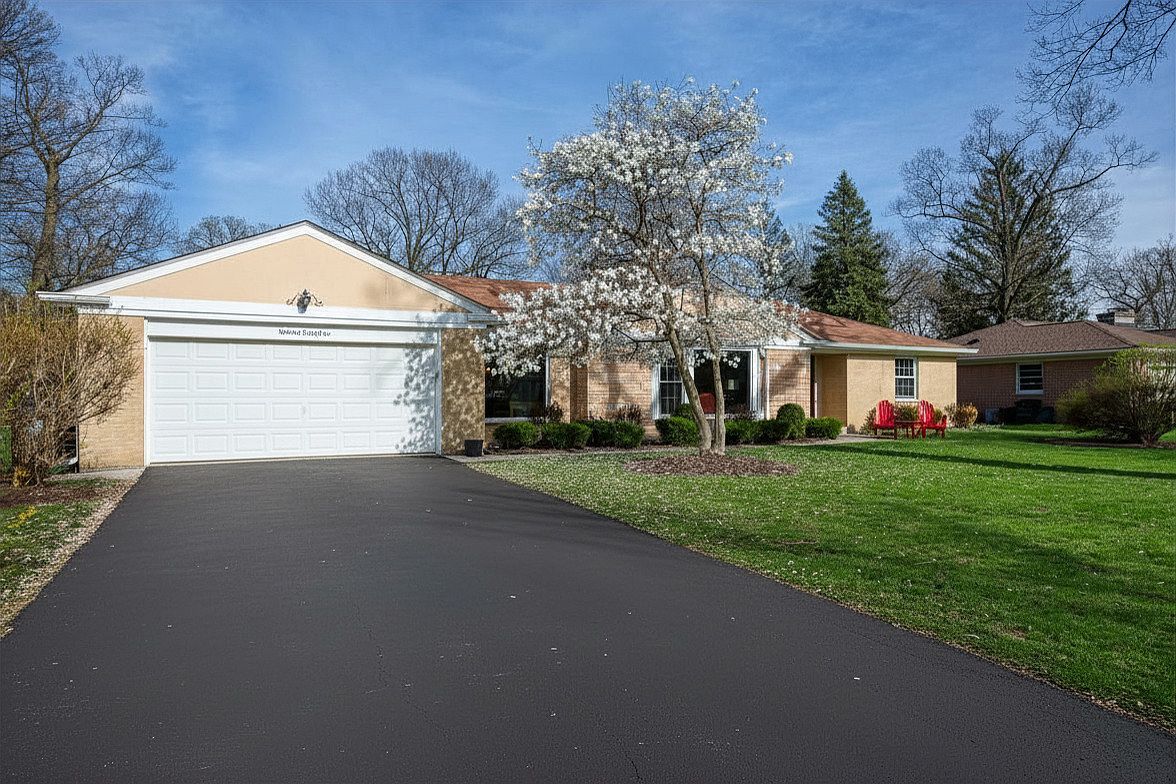 1645 Forest Dr Glenview, IL 60025 - Thumbnail 3