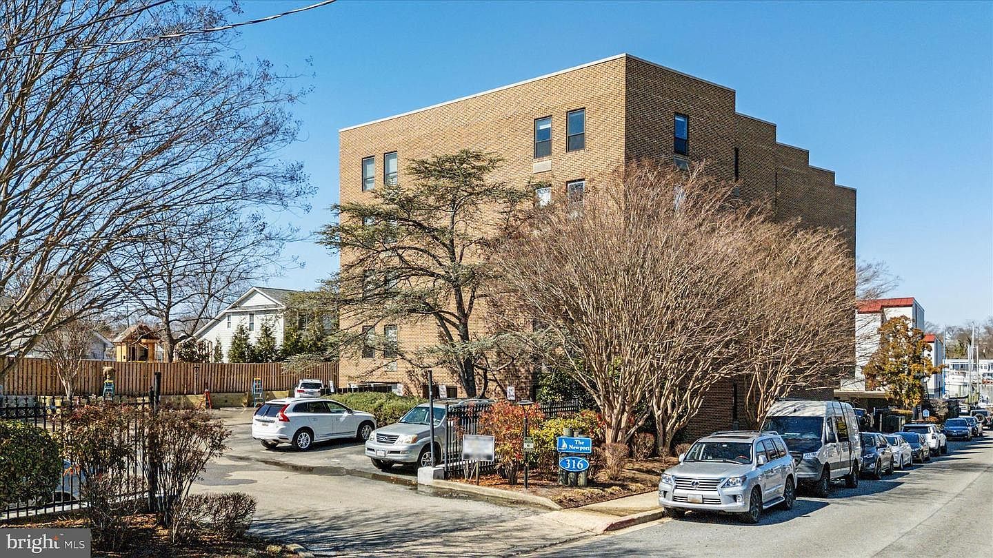 316 Burnside St APT 203 Annapolis, MD 21403 - Thumbnail 3