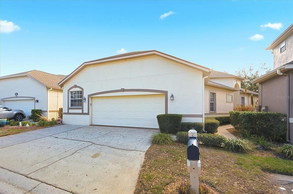 5202 Fairway One Dr Valrico, FL 33596 - Thumbnail 3