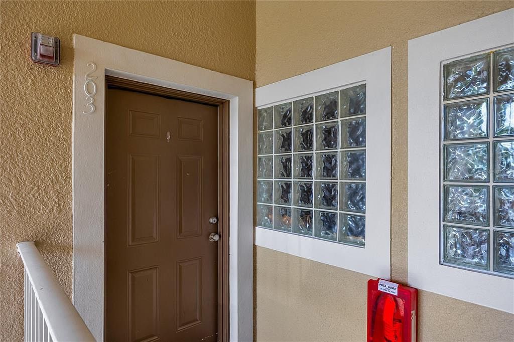 1231 Godavari Way APT 203 Wesley Chapel, FL 33543 - Thumbnail 3