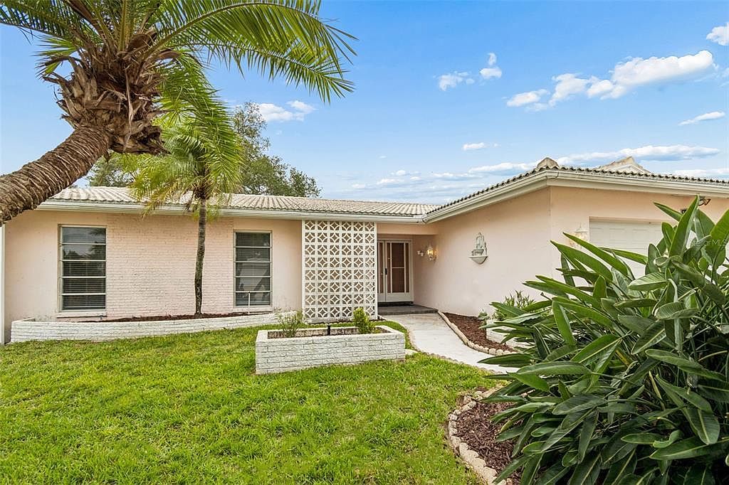 14363 Neptune Rd Seminole, FL 33776 - Thumbnail 3