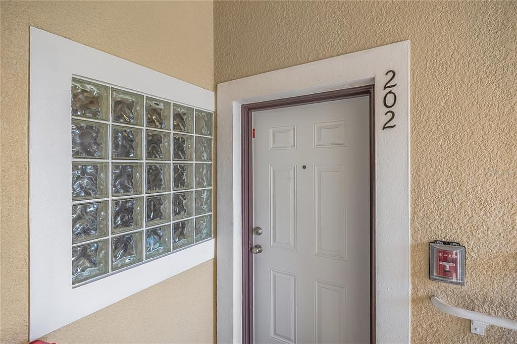 1231 Godavari Way E #202 Wesley Chapel, FL 33543 - Thumbnail 3