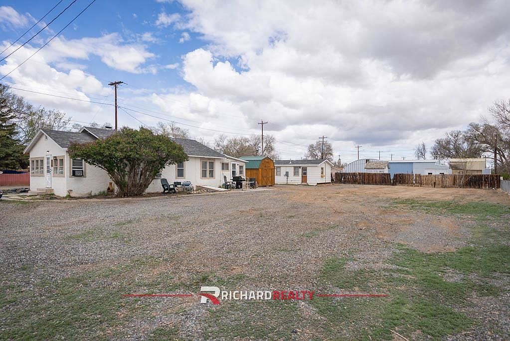 747 E Jefferson St Powell, WY 82435 - Thumbnail 3
