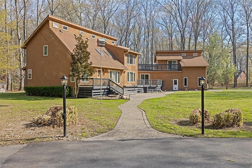715 Paula Dr Chesapeake, VA 23322 - Thumbnail 3