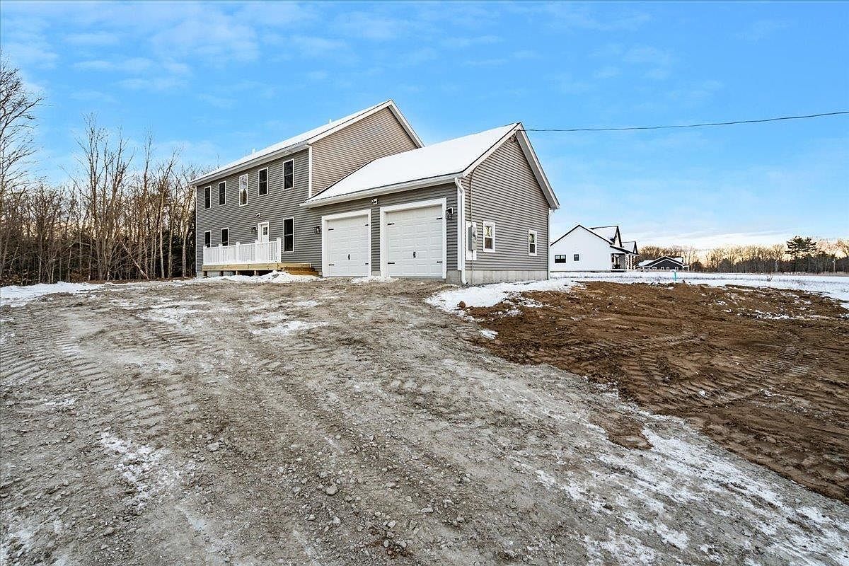 603 Clough Hill Rd Loudon, NH 03307 - Thumbnail 3