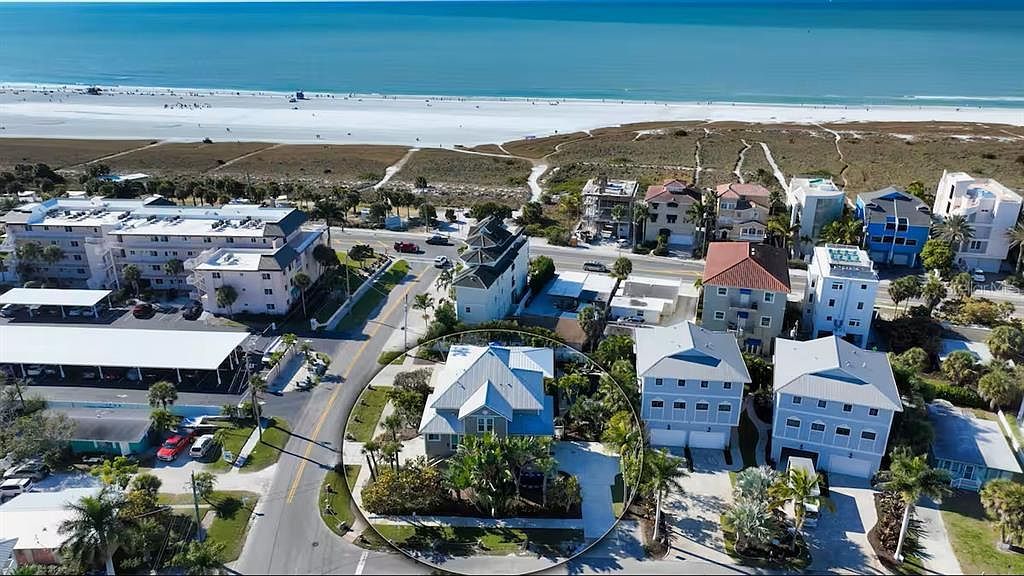 5610 Avenida Del Mare Sarasota, FL 34242 - Thumbnail 3