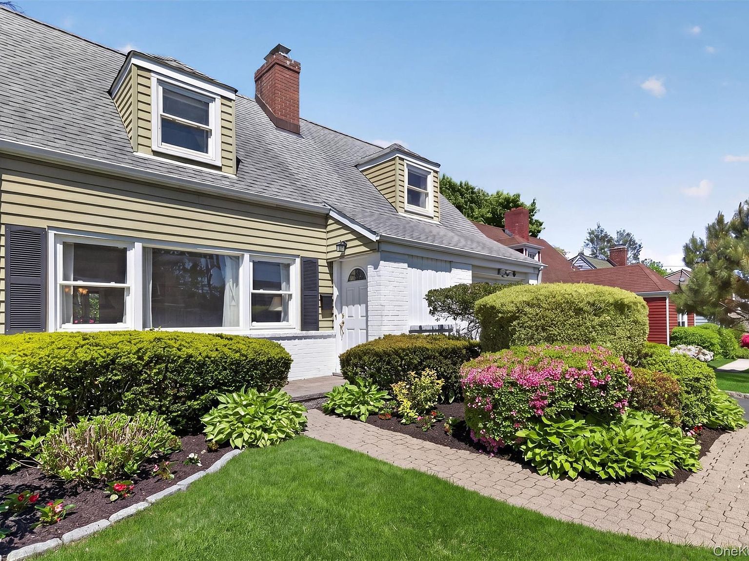 16 Roy Pl Eastchester, NY 10709 - Thumbnail 3