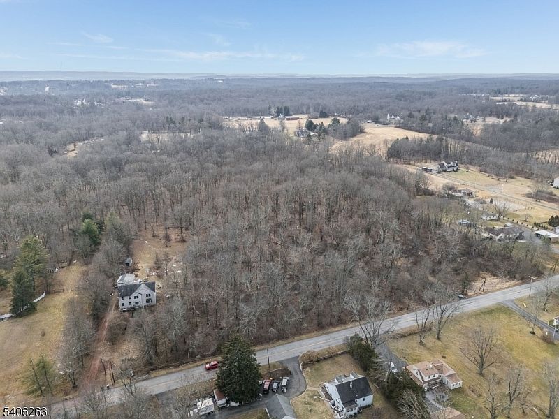 221 Old Croton Rd Flemington, NJ 08822 - Thumbnail 3