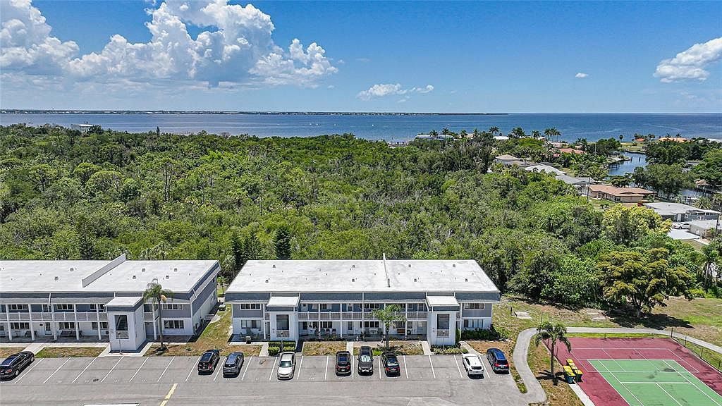 22375 Edgewater Dr Unit 236 Punta Gorda, FL 33980 - Thumbnail 3