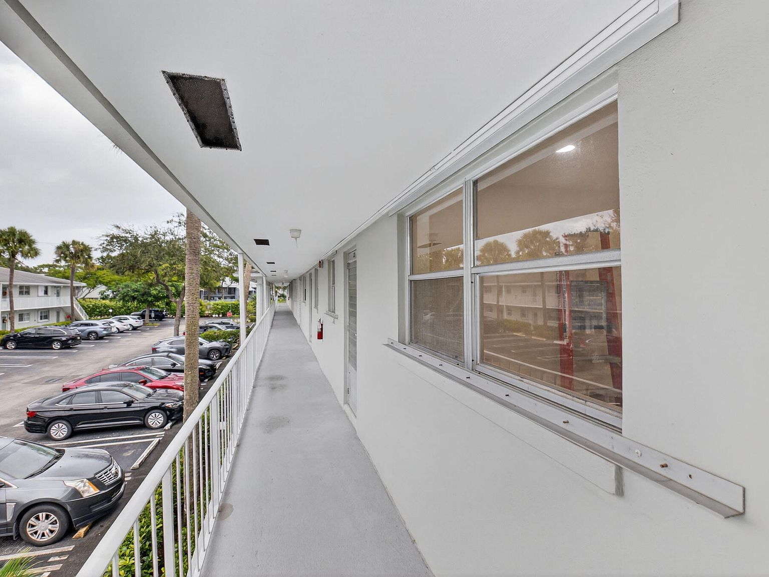 2340 SW 22nd Ave APT 312 Delray Beach, FL 33445 - Thumbnail 3