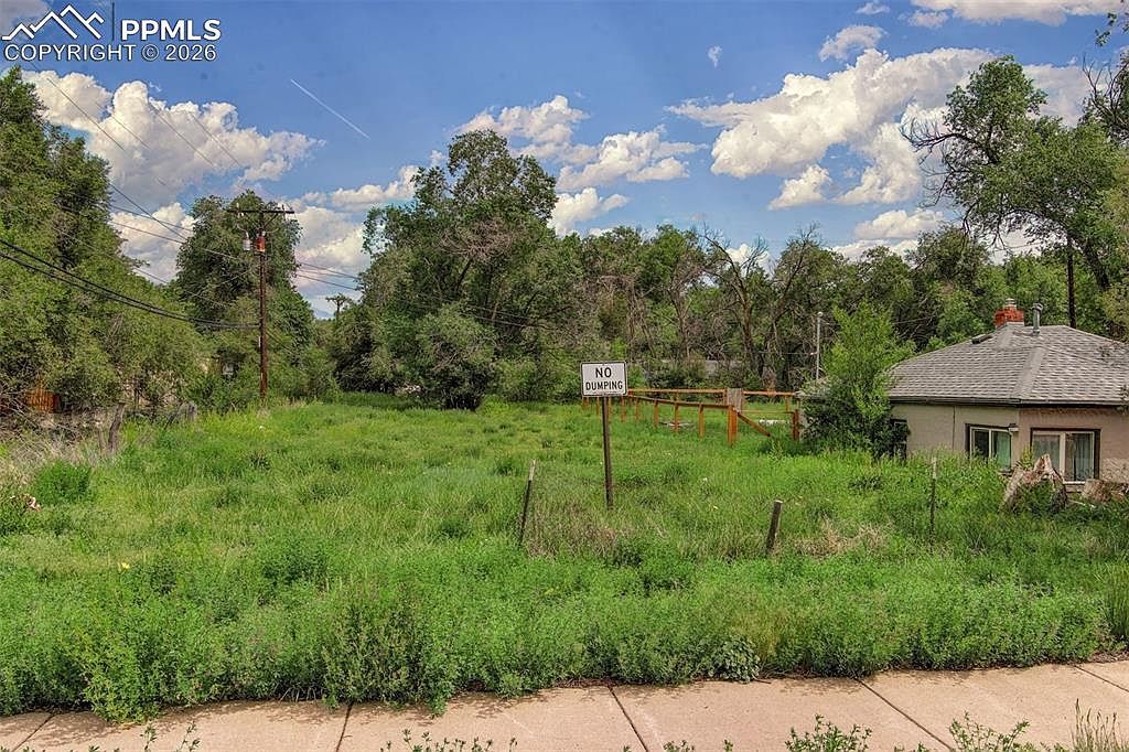 2118 E Saint Vrain St Colorado Springs, CO 80909 - Thumbnail 3