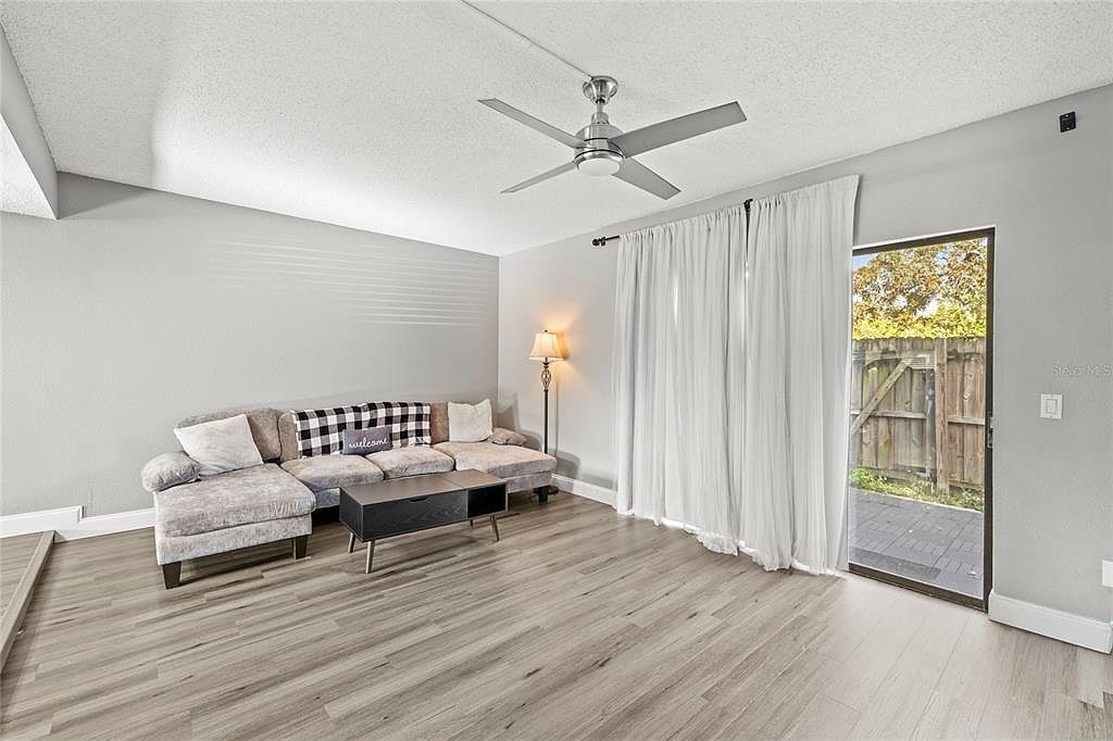 707 Saint Matthew Cir Altamonte Springs, FL 32714 - Thumbnail 3